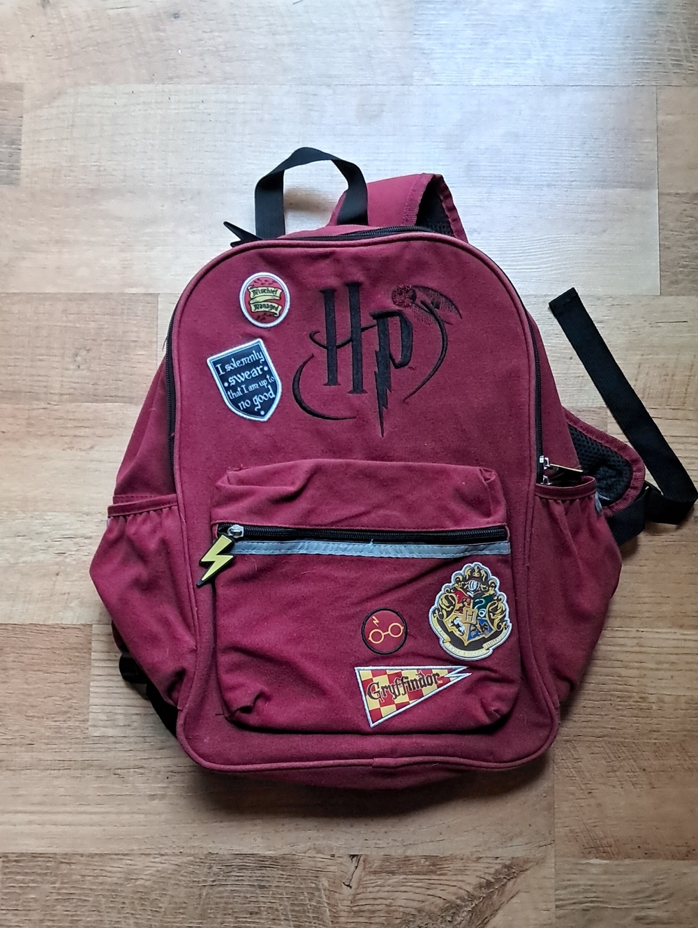 Harry Potter Red Kids Backpack with Gryffindor Patches